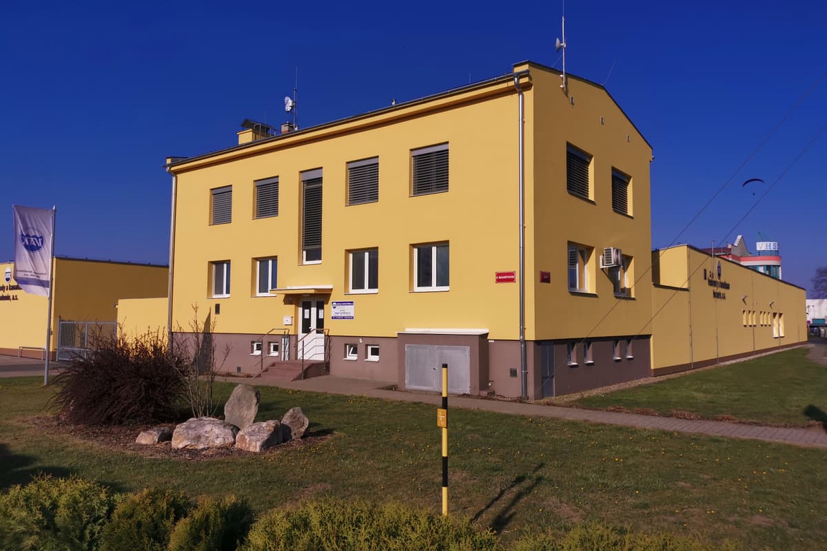 Fasáda VAK Veselí – pohled