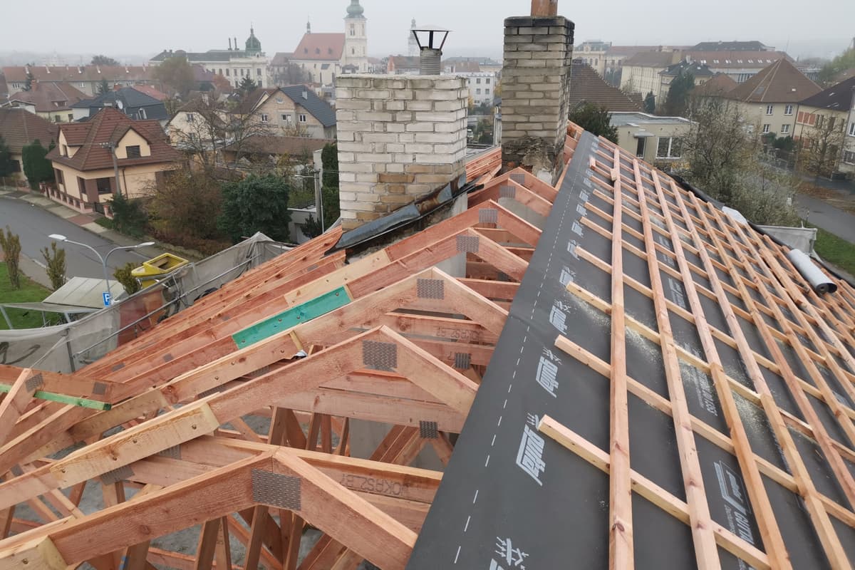 Krov a latění střechy